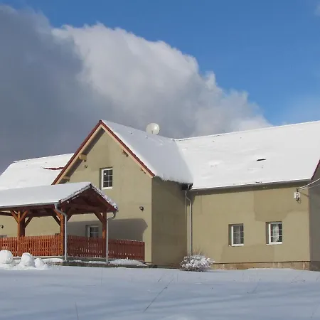 Ceske Svycarsko-3 Daire *