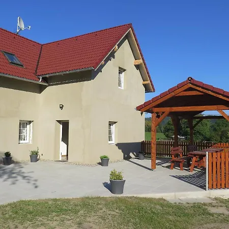Ceske Svycarsko-3 Daire *
